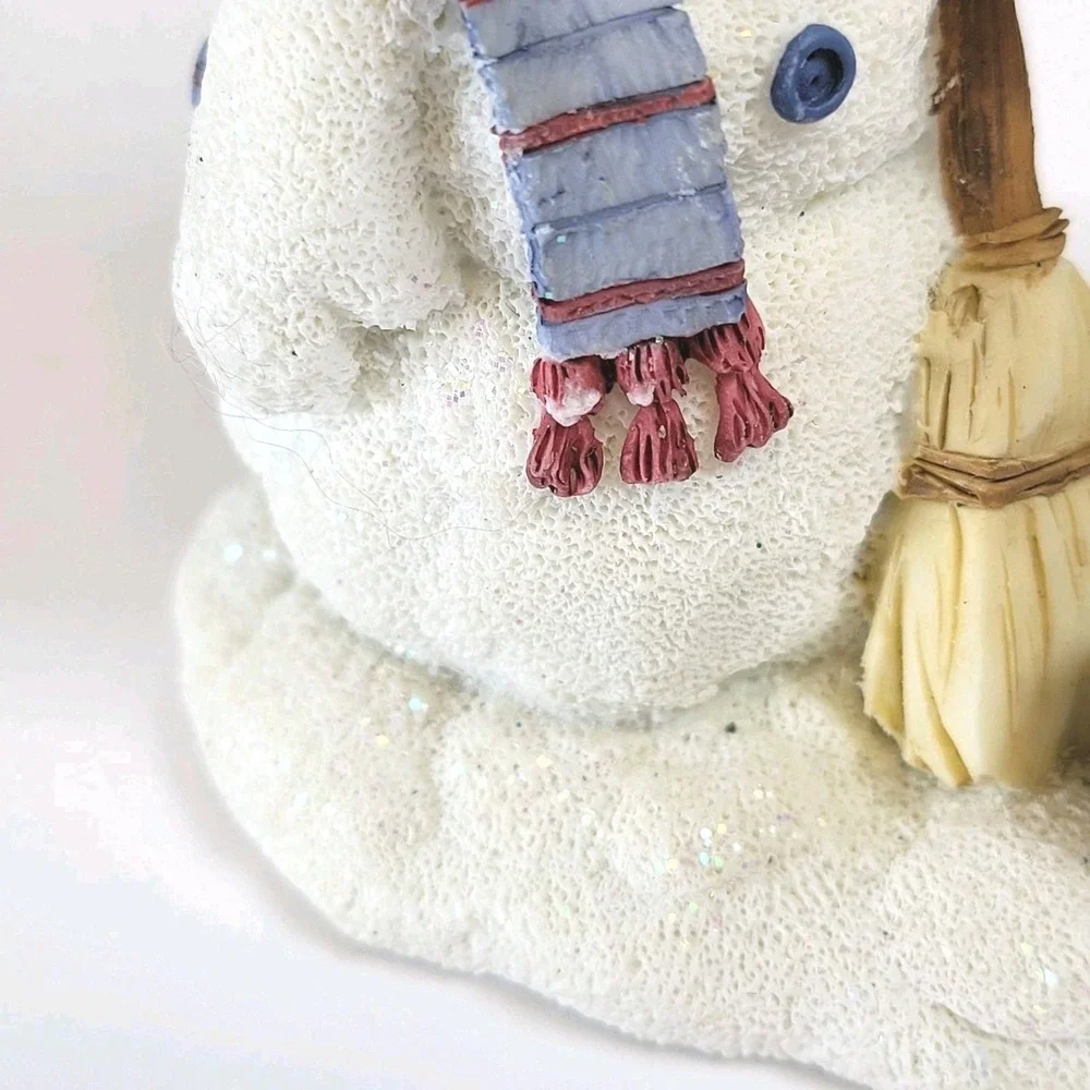 Enesco Raggedy Ann Snowman Figurine‎ Friends Forever Winter Christmas Decor